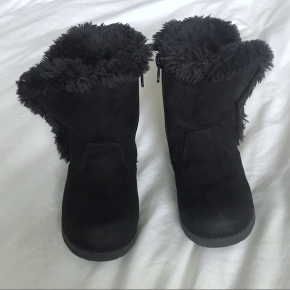 ⛔️SOLD⛔️ Cat & Jack Toddler Black Suede Boots - Picture 5 of 8